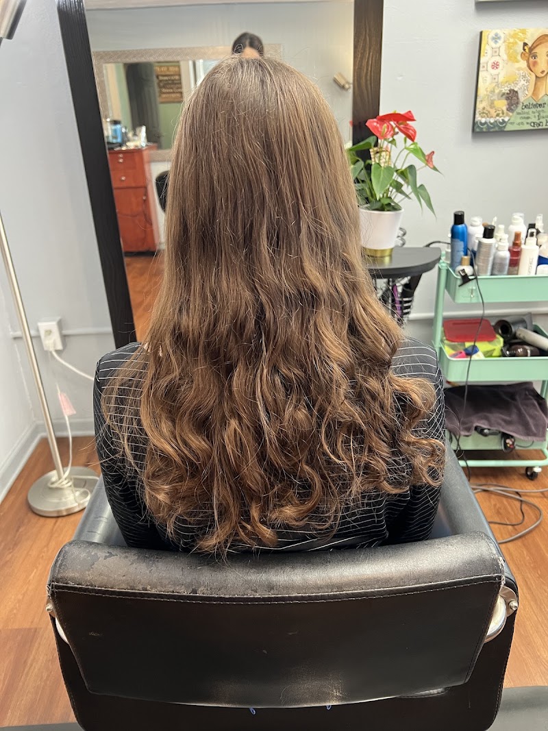 Curly & Cut, beauty salon in Roanoke, VA, photo 2 of 3